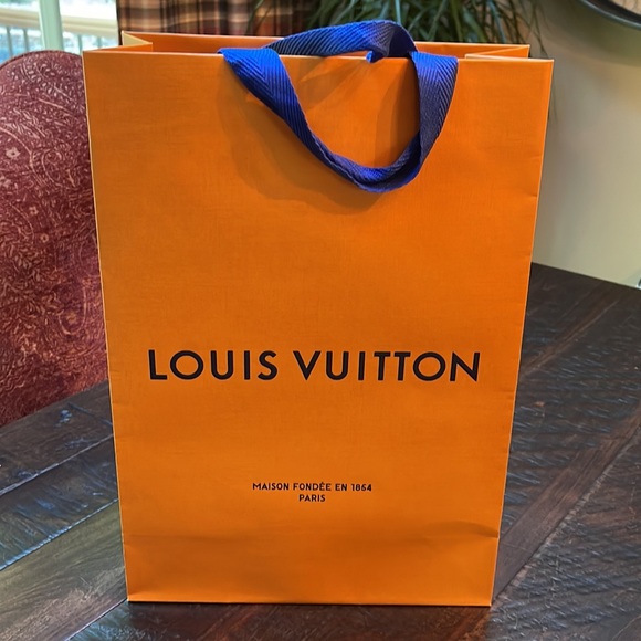 Louis Vuitton Box, Shopping Bag & Ribbon, Perfume Box & Holder - Picture 3 of 16